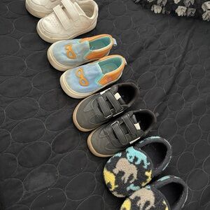 4 toddler shoes size 8, blippi, Zara, Dino